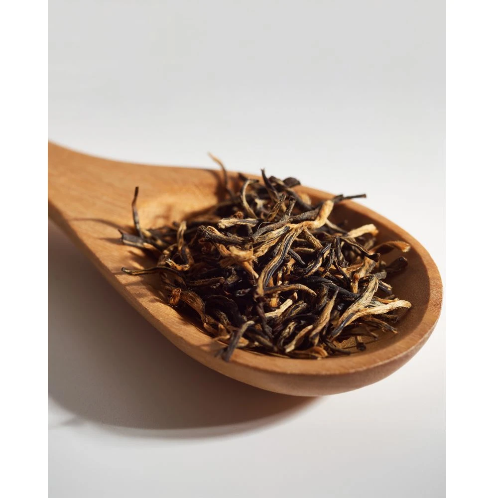 Té Negro Jin Jun Mei lata cuadrada negra 100g – Camelia Tés de Origen