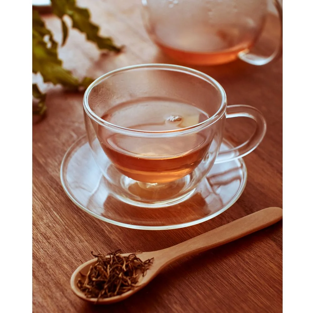 Té Negro Jin Jun Mei lata cuadrada negra 100g – Camelia Tés de Origen